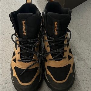 Timberland Men's Black and Tan Outdoor Sneaker/Boots